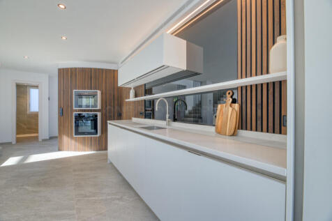 ONE_STOP_SANTA_PONSAI_20894