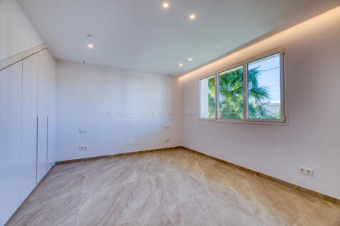 ONE_STOP_SANTA_PONSAI_20915