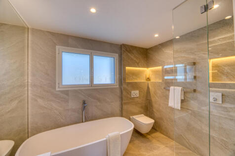 ONE_STOP_SANTA_PONSAI_20992