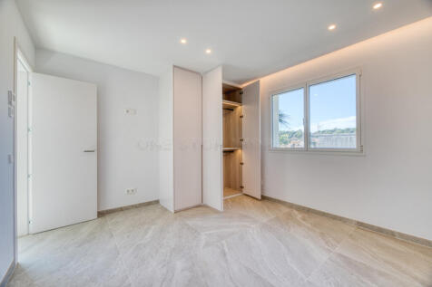 ONE_STOP_SANTA_PONSAI_21055