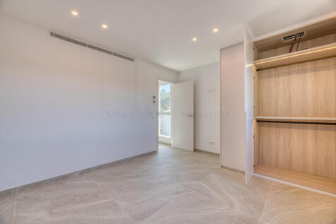 ONE_STOP_SANTA_PONSAI_21062