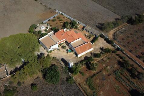 Quinta from above