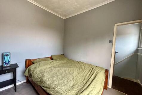 BEDROOM TWO (4).jpg