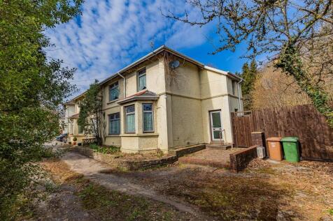 Tredomen Villas 1-19.jpg