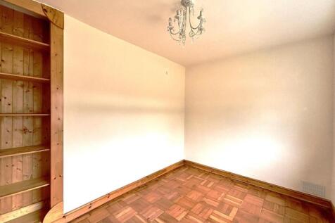 BEDROOM TWO (2)