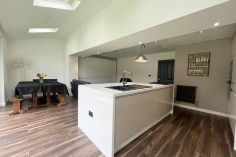 kitchen 5.jpg