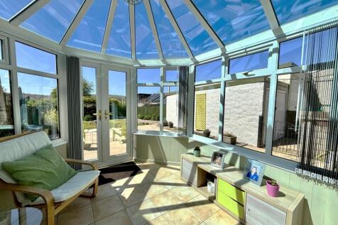 CONSERVATORY 1.jpg