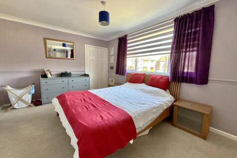 BEDROOM ONE 5.jpg