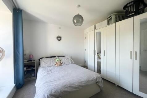 Bedroom.jpg
