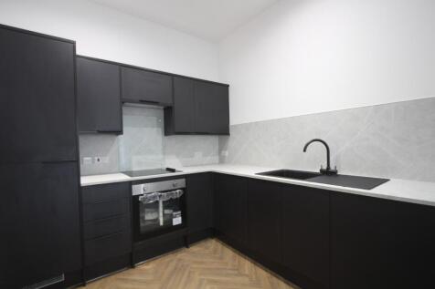Flat 1. 1.JPG