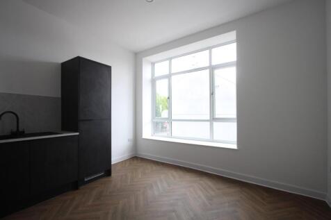 Flat 4. 2.JPG