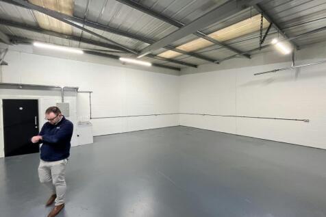 Unit 22  Internal.JPG