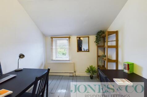 Office/Bedroom 3