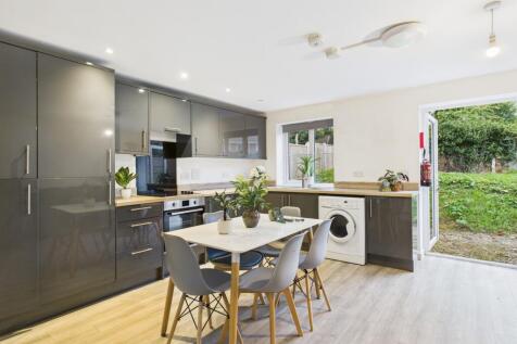 Dining &amp; Kitchen
