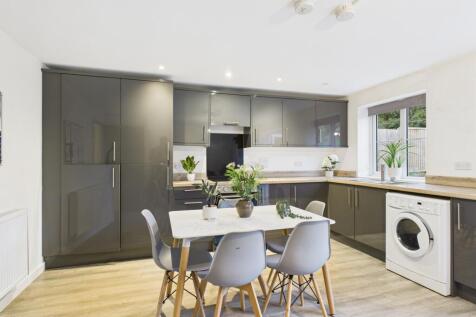 Dining &amp; Kitchen