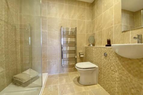 En-Suite Shower R...