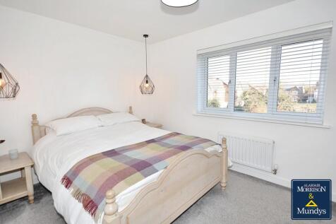 Rear Bedroom