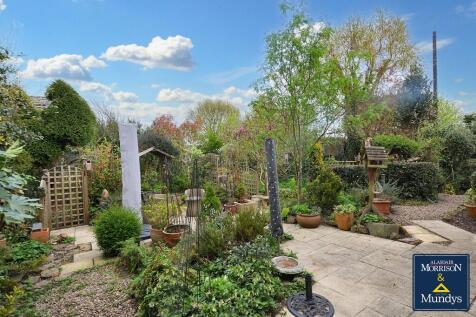Rear Garden(2)