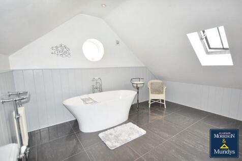 En-Suite Bathroom...