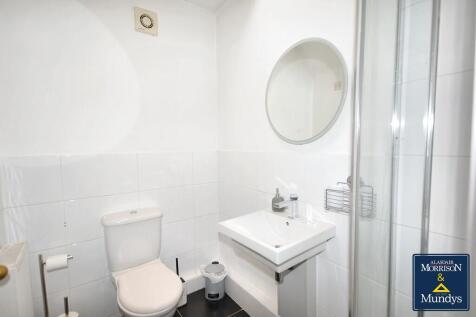 En-Suite Bedroom ...