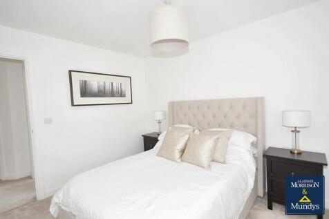 Bedroom 2 (2)