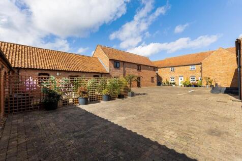 Private Courtyard