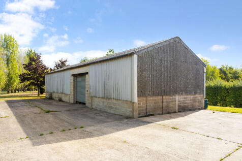 Barn With Class Q...
