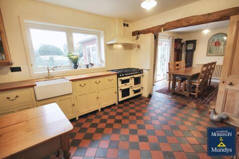 Kitchen &amp; Din...