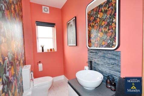 Cloakroom-WC