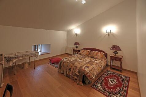 Bed 1