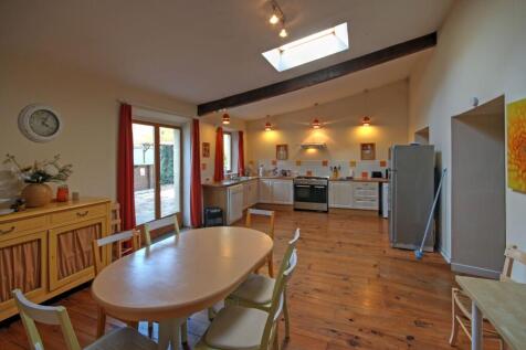 Gite kitchen