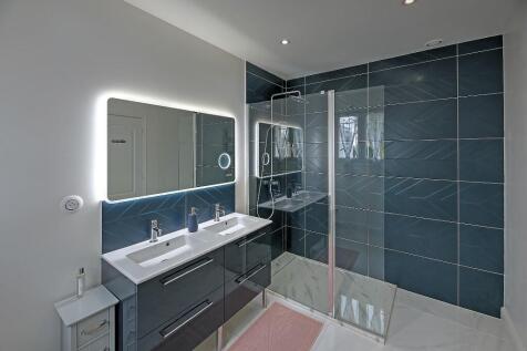 Ensuite Master
