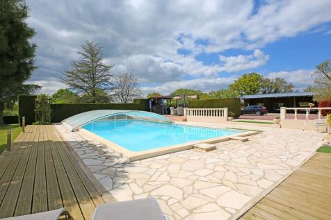 Pool area