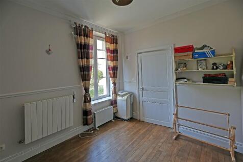 Bed 5/dressing