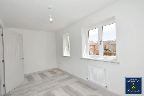 Bedroom 2 (2)