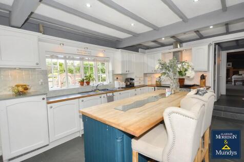 Breakfast Kitchen...