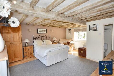 Bedroom 2 (2)
