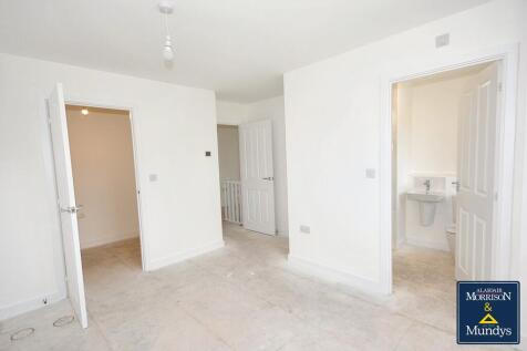Master Bedroom Su...