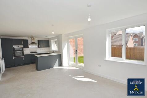 Open Plan Family-...