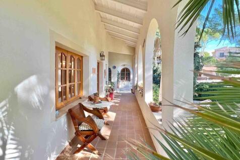 04-Paguera-Mediterrane Villa in exzellenter Lage-kaufen-stuhl