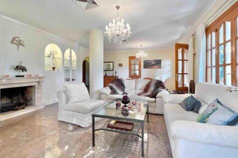 07-Paguera-Mediterrane Villa in exzellenter Lage-kaufen-sofa