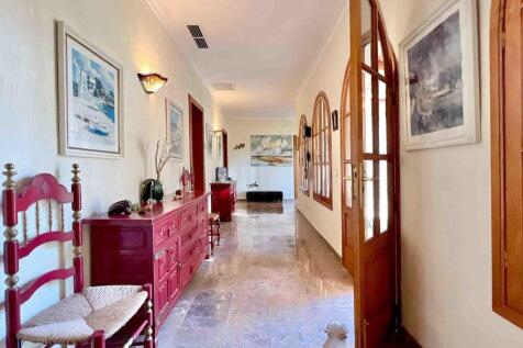 09-Paguera-Mediterrane Villa in exzellenter Lage-kaufen-gang