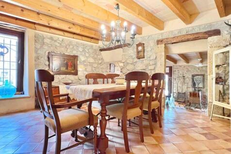 06-Andratx-Dorfhaus im Fincastil-kaufen-essbereich