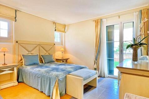 10-cala llamp-Geräumiges Gartenapartment in exklusiver Anlage-kaufen-bett