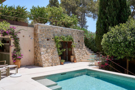 15-port d&#39;andratx-Villa mit Teilmeerblick und Erweiterungsmoeglichkeiten-kaufen-naturstein