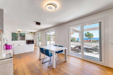 09-cas catala-Meerblick-Appartement mit Privatgarten-kaufen-wohnbereich