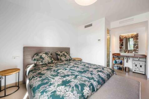 10-camp de mar-Designer-Wohnung mit Privatgarten-kaufen-schlafzimmer