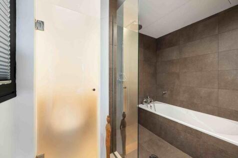 14-camp de mar-Designer-Wohnung mit Privatgarten-kaufen-badewanne