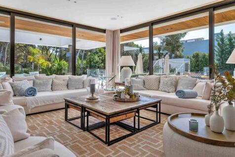 06-santa ponsa-Beeindruckende Luxusvilla-kaufen-sofa