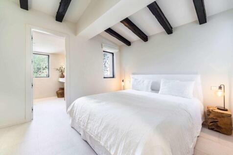 14-s&#39;arraco-Moderne Finca mit Gästehaus im Künstlerdorf S¿Arraco-kaufen-bett